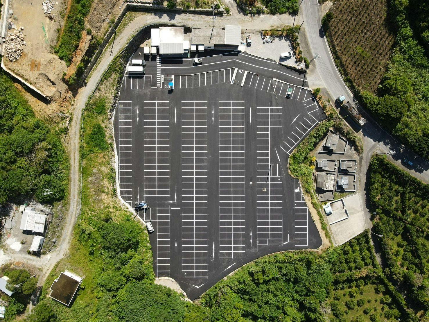 ที่จอดรถพันธมิตร Jungleia Okinawa