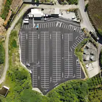 ที่จอดรถพันธมิตร Jungleia Okinawa