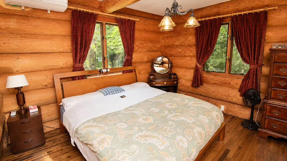 Nasu Premium Handmade Log House