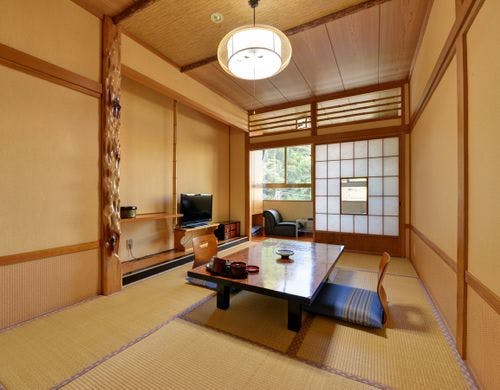 *部屋（和室7.5畳/10畳）