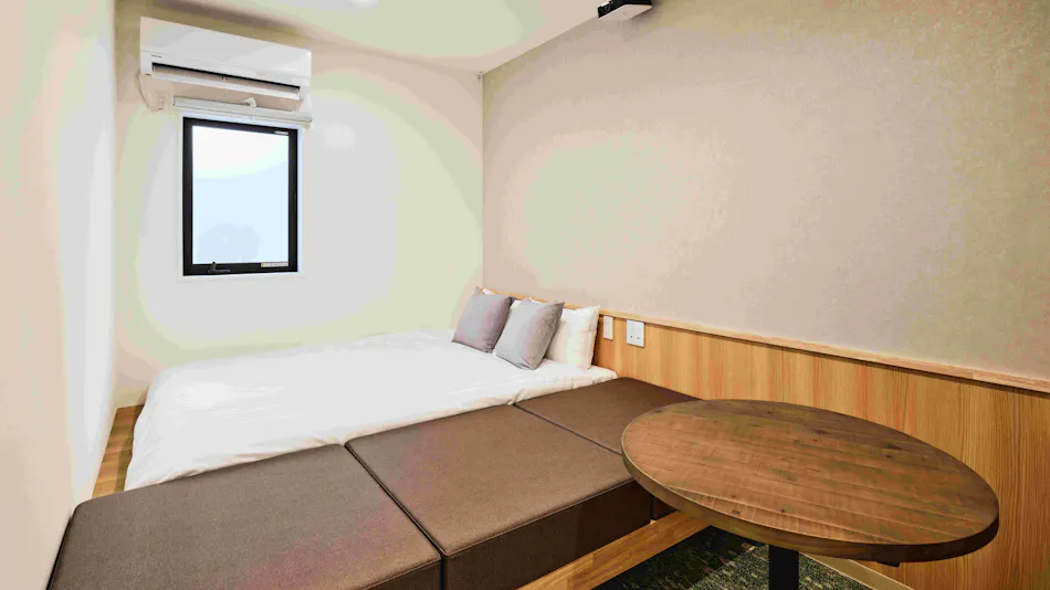 Blue quad hotel Suwa