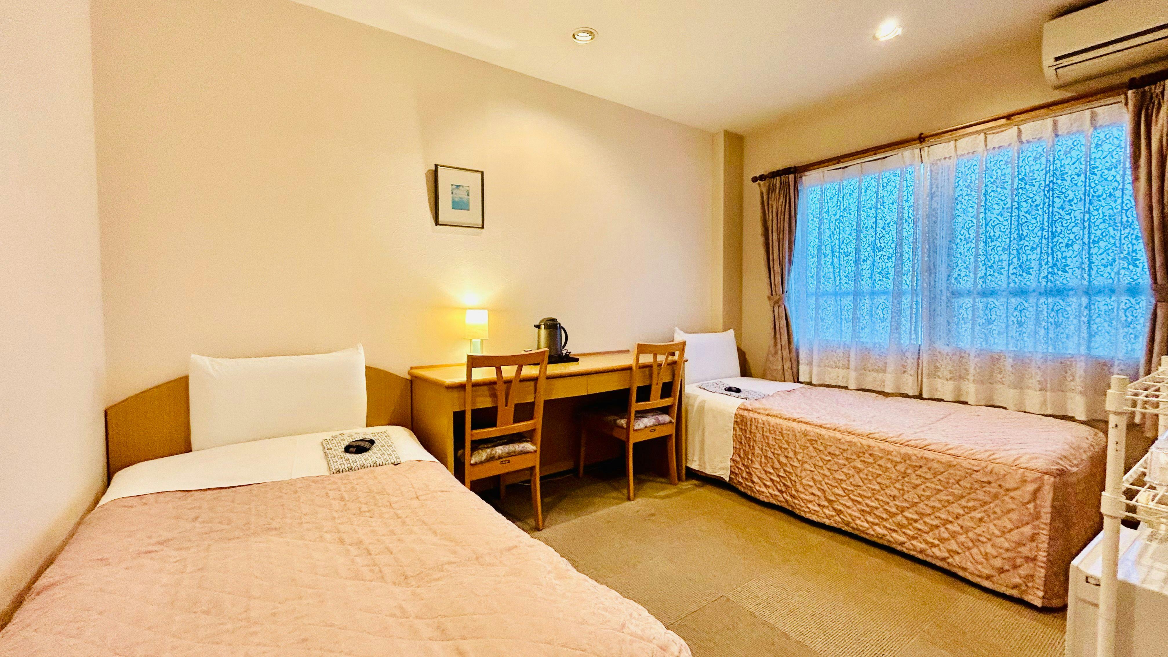 Hotel Charmant