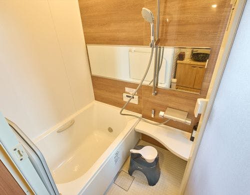 1階：バスルーム