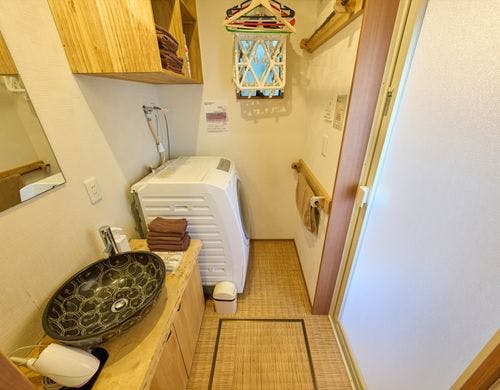 1階：バスルーム