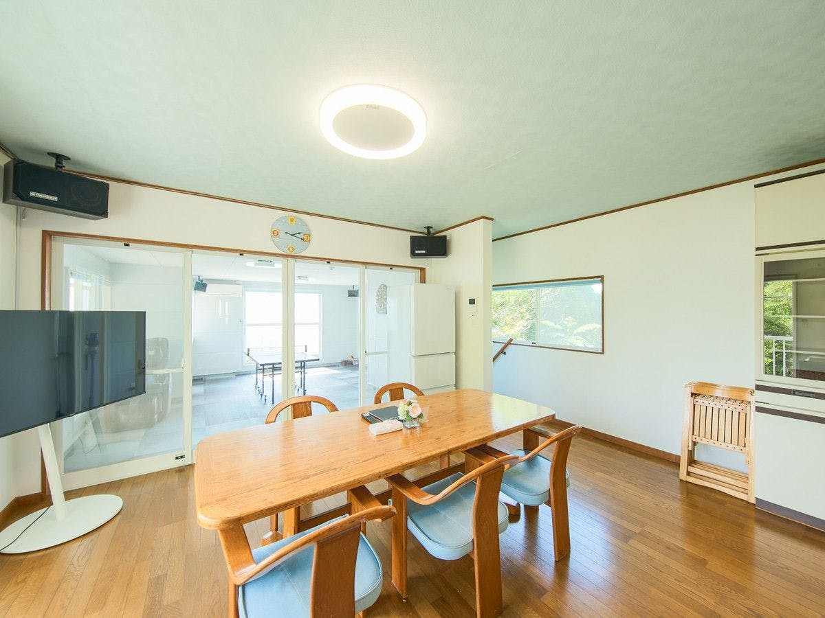 Ruang tamu dan ruang makan