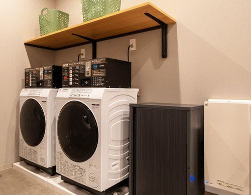 キャビン共用のパウダールームです。