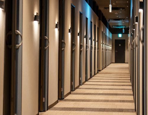 コンパクトなキャビンルーム