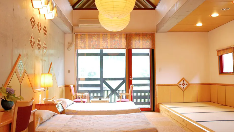 Hyakunensou