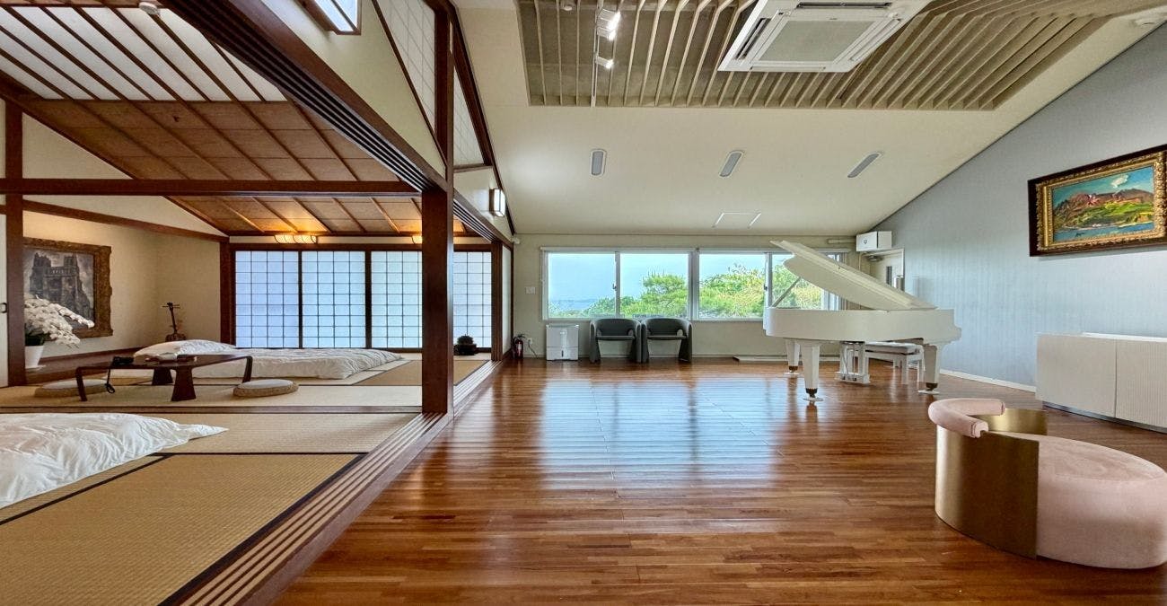 Kamar bergaya Jepang dan kamar bergaya Barat