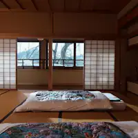Pemandangan dari bilik tidur tingkat 2 (deretan pokok sakura)