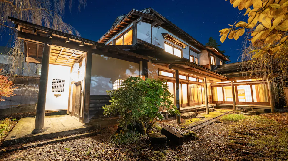 Stay and Discover Sanrakuso