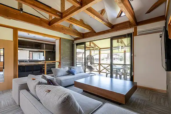 Living Room (Buildings 4 and 6)
