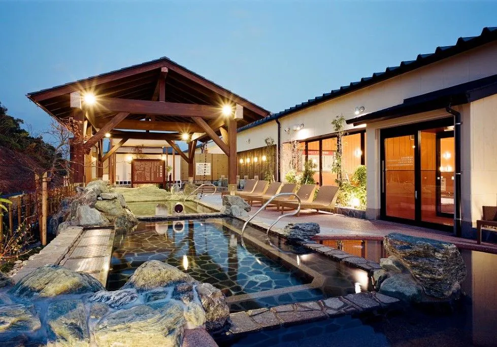 Toretore-no-Yu (Open-Air Bath)