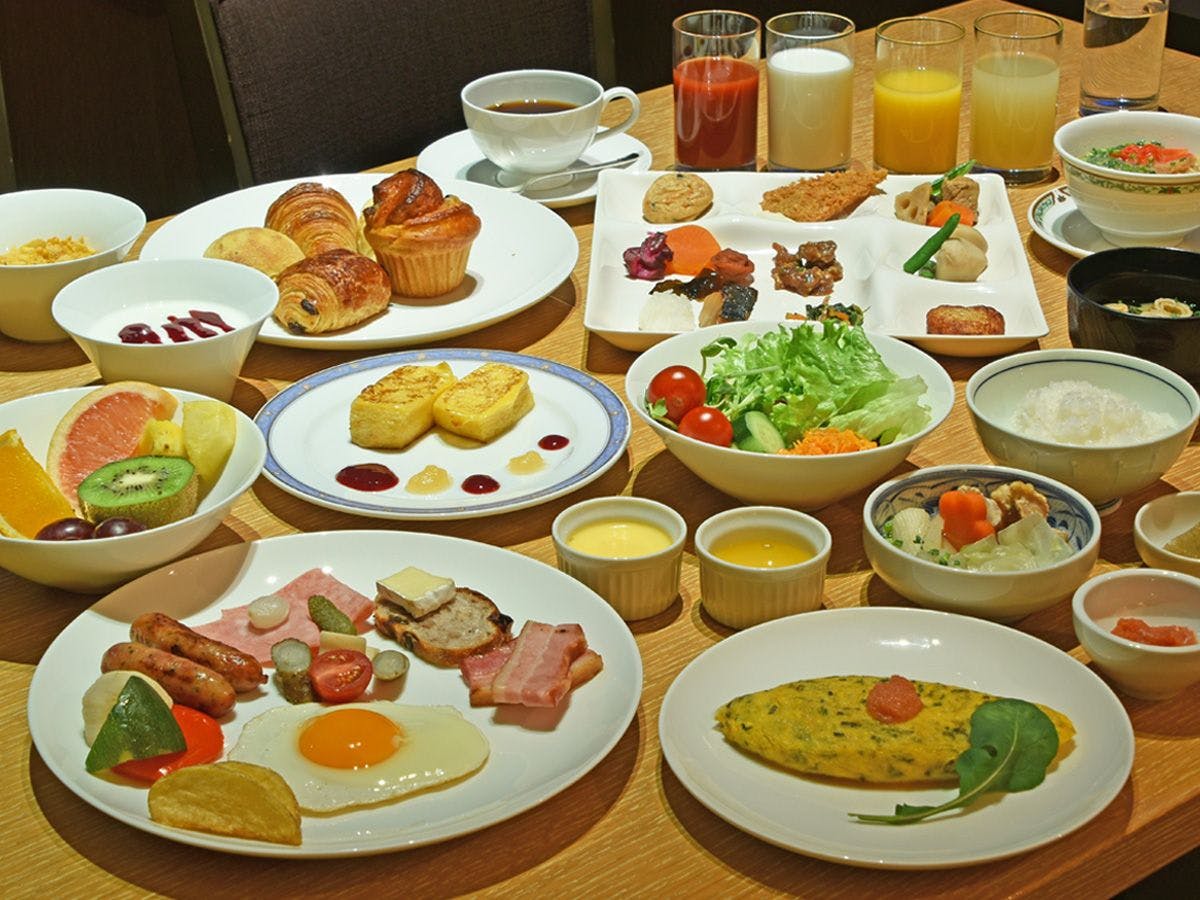 日式与西式自助餐