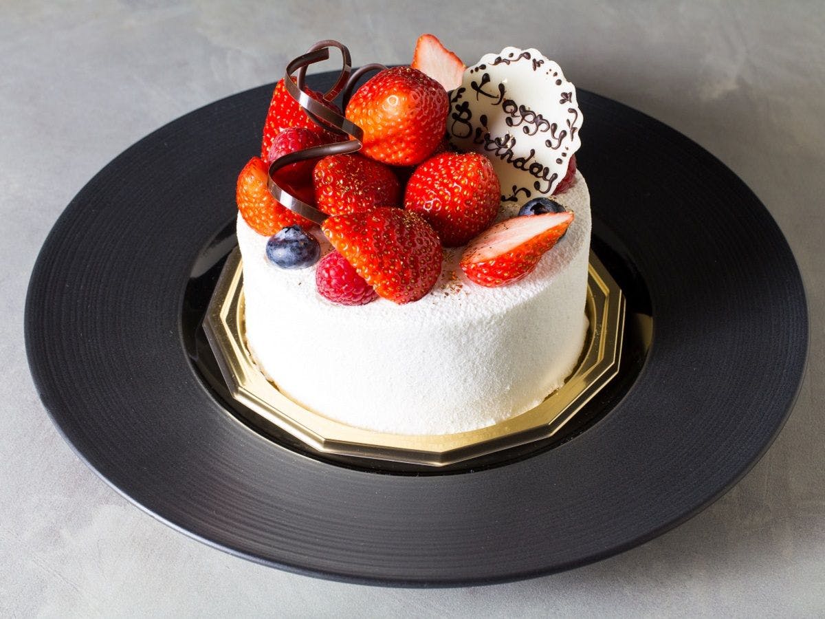 ウェスティンホテル大阪 記念日 誕生日のご利用に 選べるホールケーキ付 アニバーサリーステイ 朝食付 デラックスツイン 41平米 喫煙 宿泊予約は 一休 Com