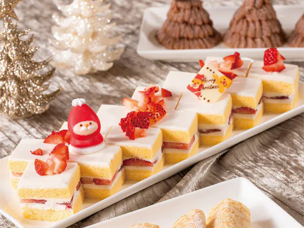 <お食事時間17:00->煌めくクリスマス・ディナービュッフェ付き(夕食付/パークチケット購入可能)
