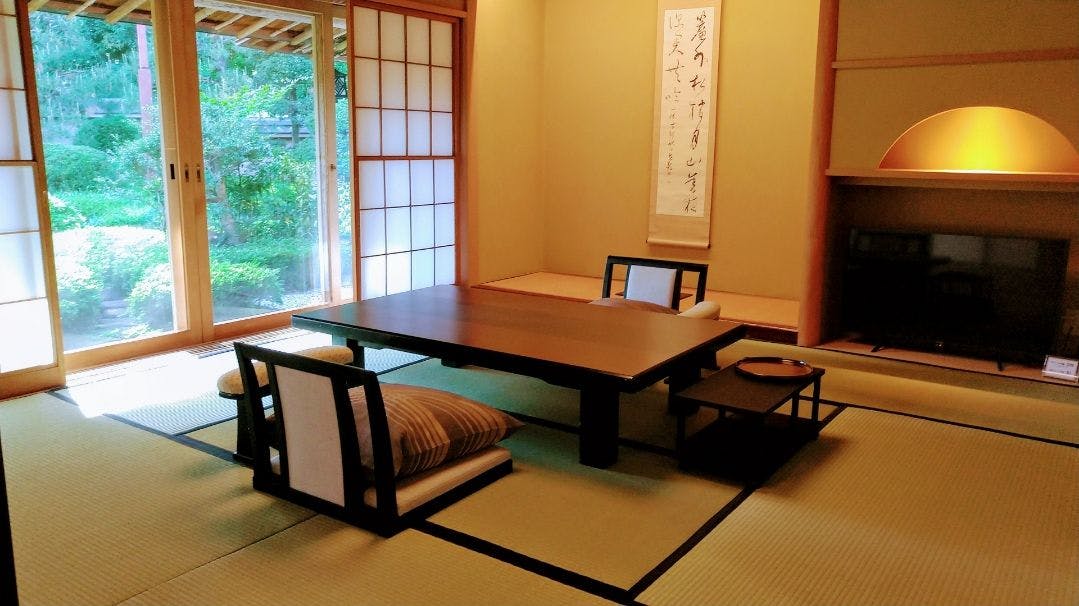あたみ石亭別邸　桜岡茶寮