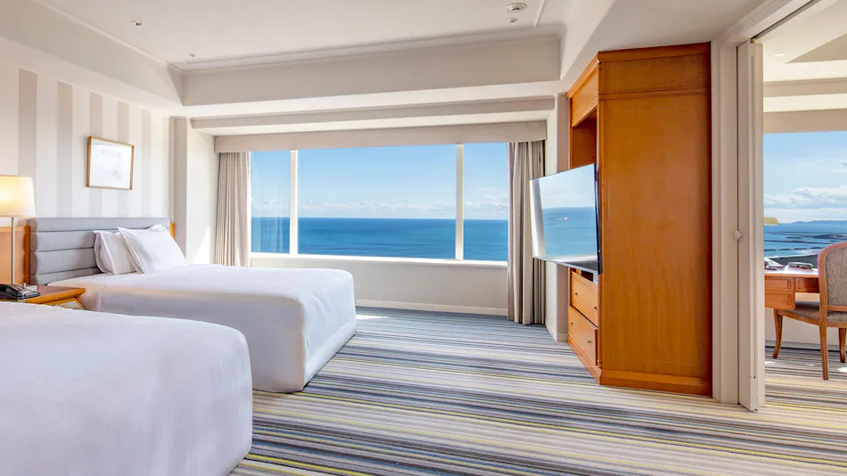 Phoenix Seagaia Ocean Tower