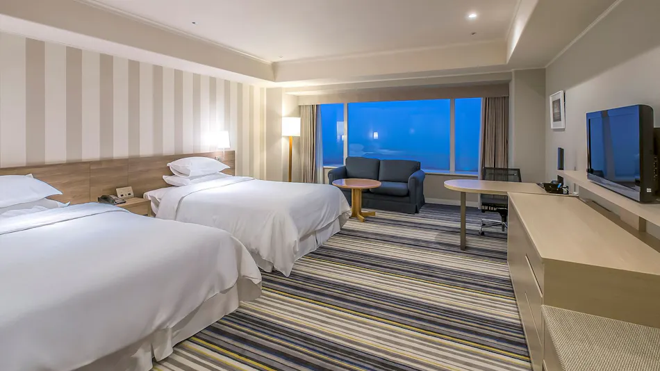 Phoenix Seagaia Ocean Tower