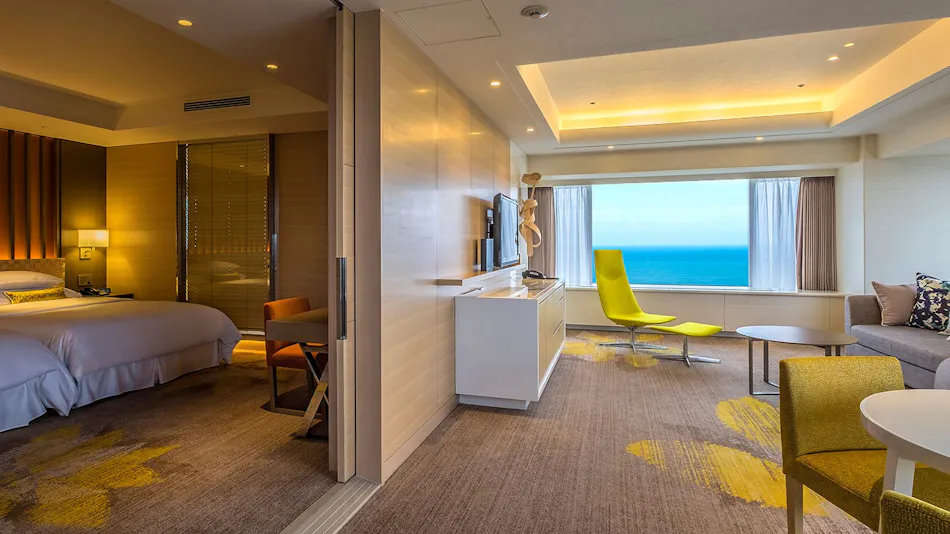Phoenix Seagaia Ocean Tower