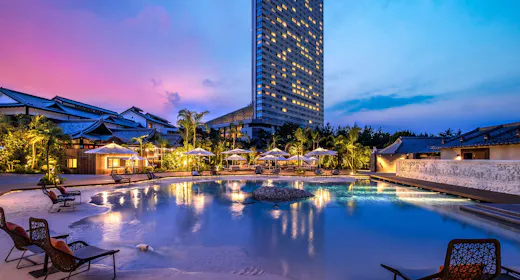 Phoenix Seagaia Ocean Tower