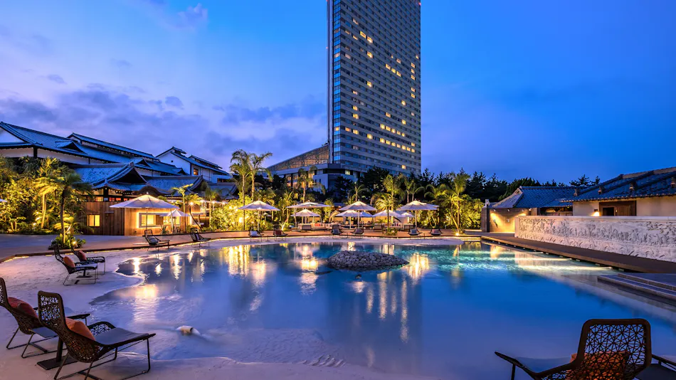 Phoenix Seagaia Ocean Tower