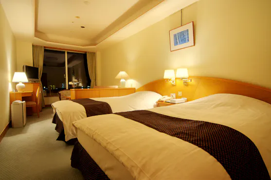 洋室ツインルーム【空気清浄機完備】