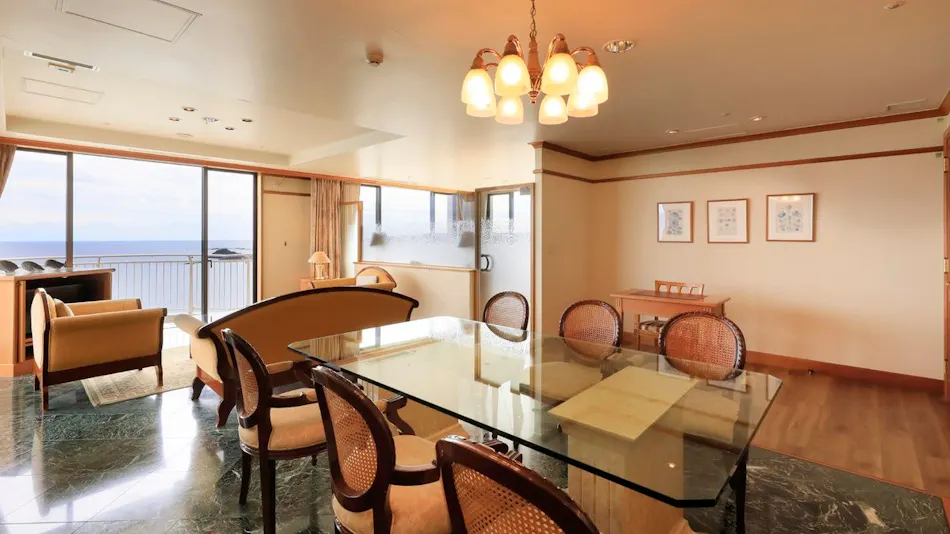 Kamogawa Grand Tower