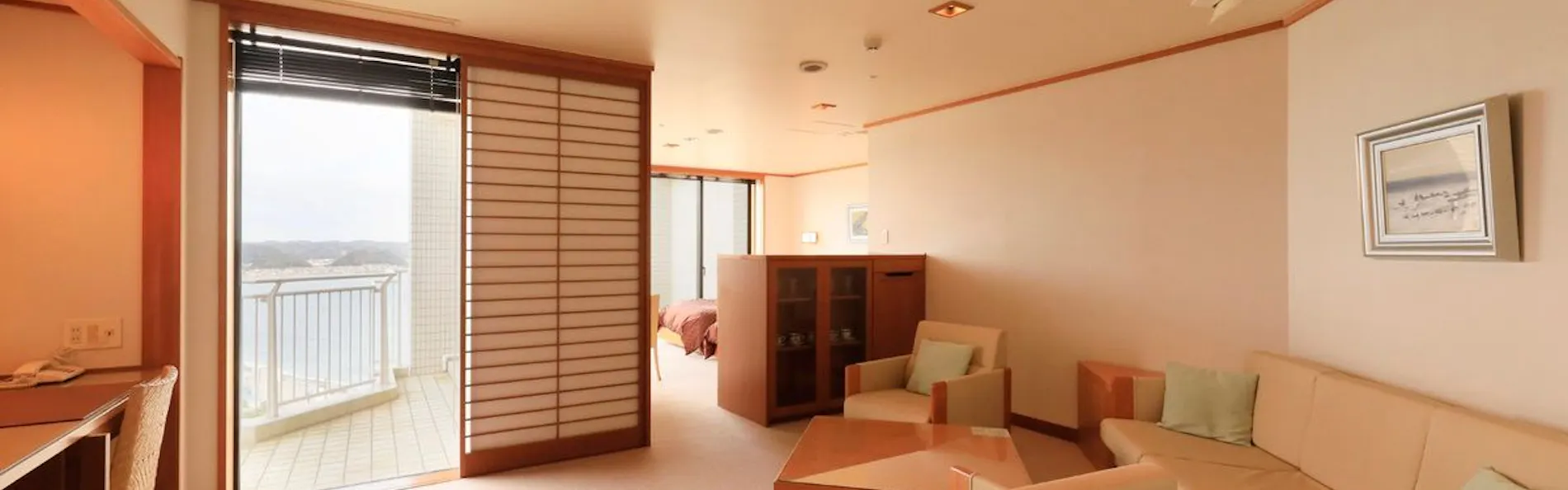 鴨川グランドタワー