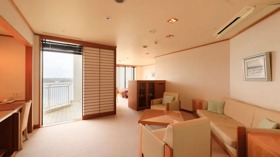 Kamogawa Grand Tower