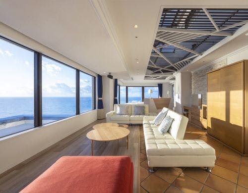 【33階ペントハウス】リビングルーム