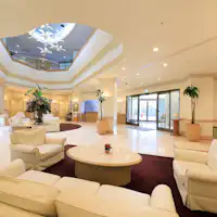 エントランス・フロント前のロビー