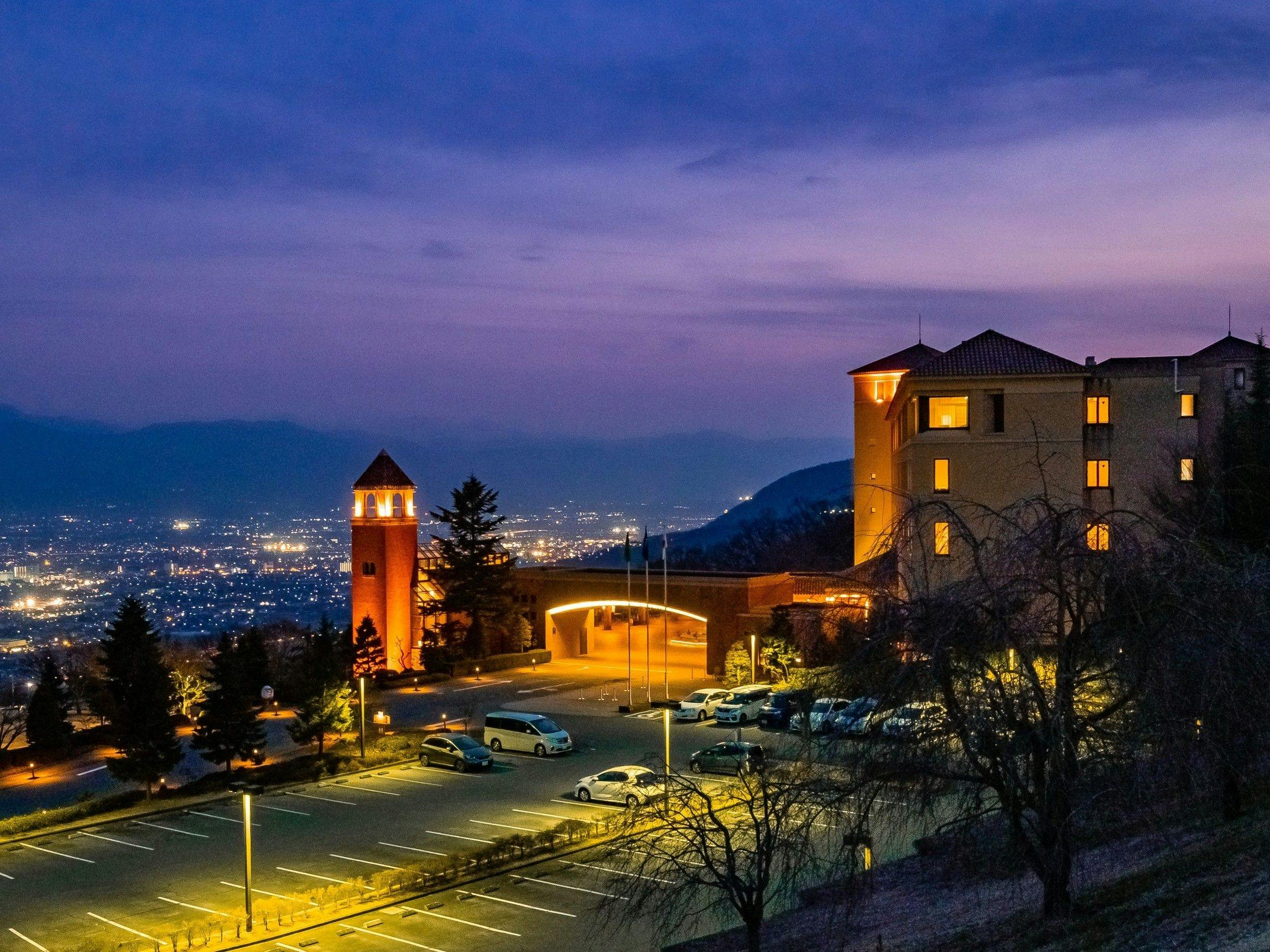 フルーツパーク富士屋ホテル