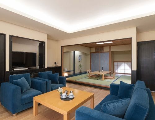 藍　和室８畳＋１畳