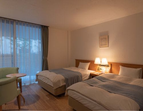 青磁３部屋＆源泉かけ流し石風呂付