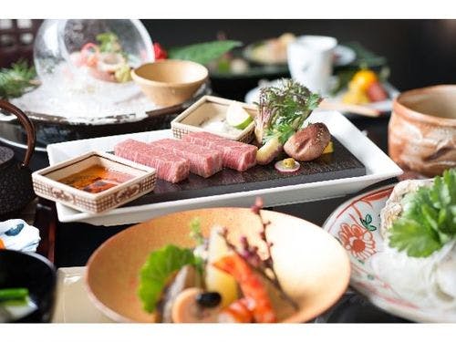 夕食　厳選和牛のあぶり