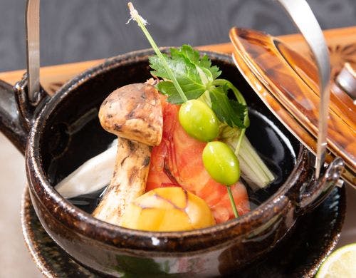 名残鱧と松茸の土瓶蒸し