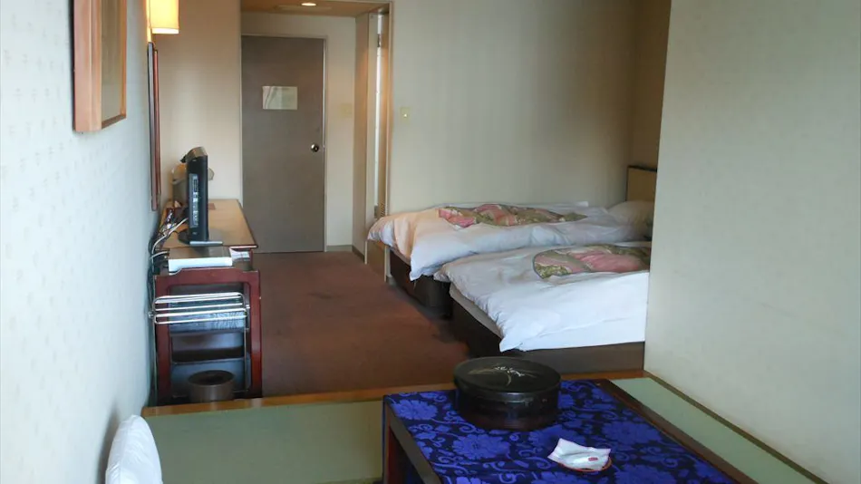 Nishi no Miyabi Tokiwa