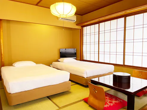 "Kasuitei - Example of Japanese-Style Room with Beds"