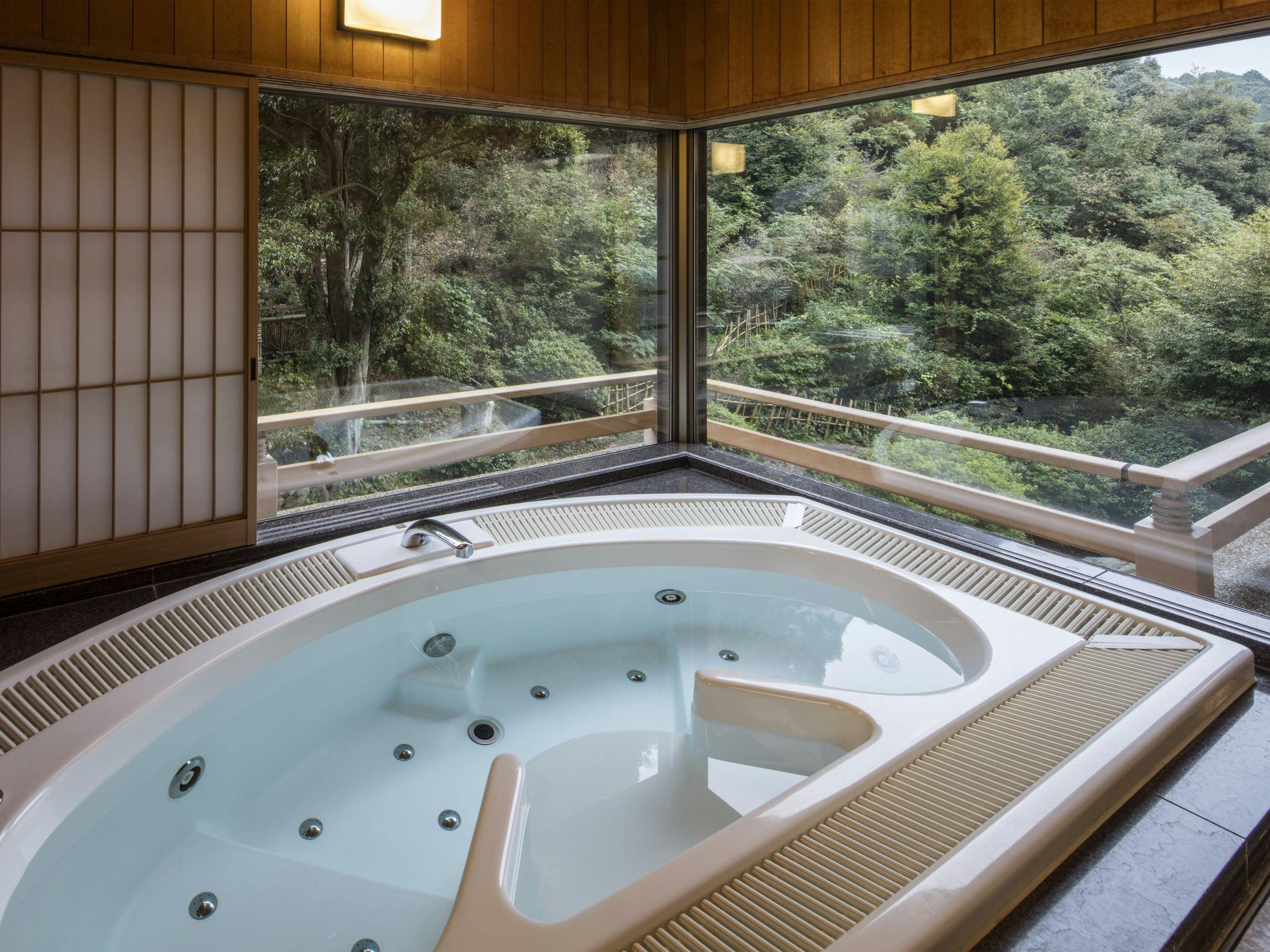大谷山荘