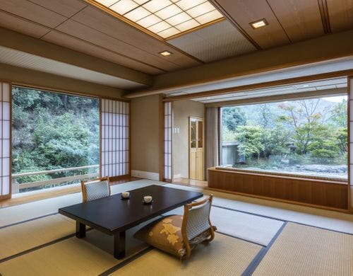 芙蓉 デラックス和室／15畳・ジャグジー付