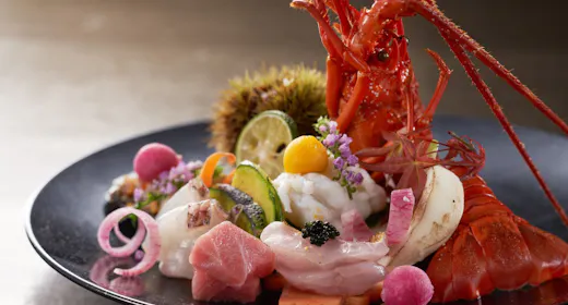 日本のホテル・旅館100選 総合2位受賞記念プラン 新発田牛・伊勢海老料理付