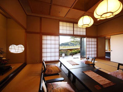 貴賓室「紫峰」本間
