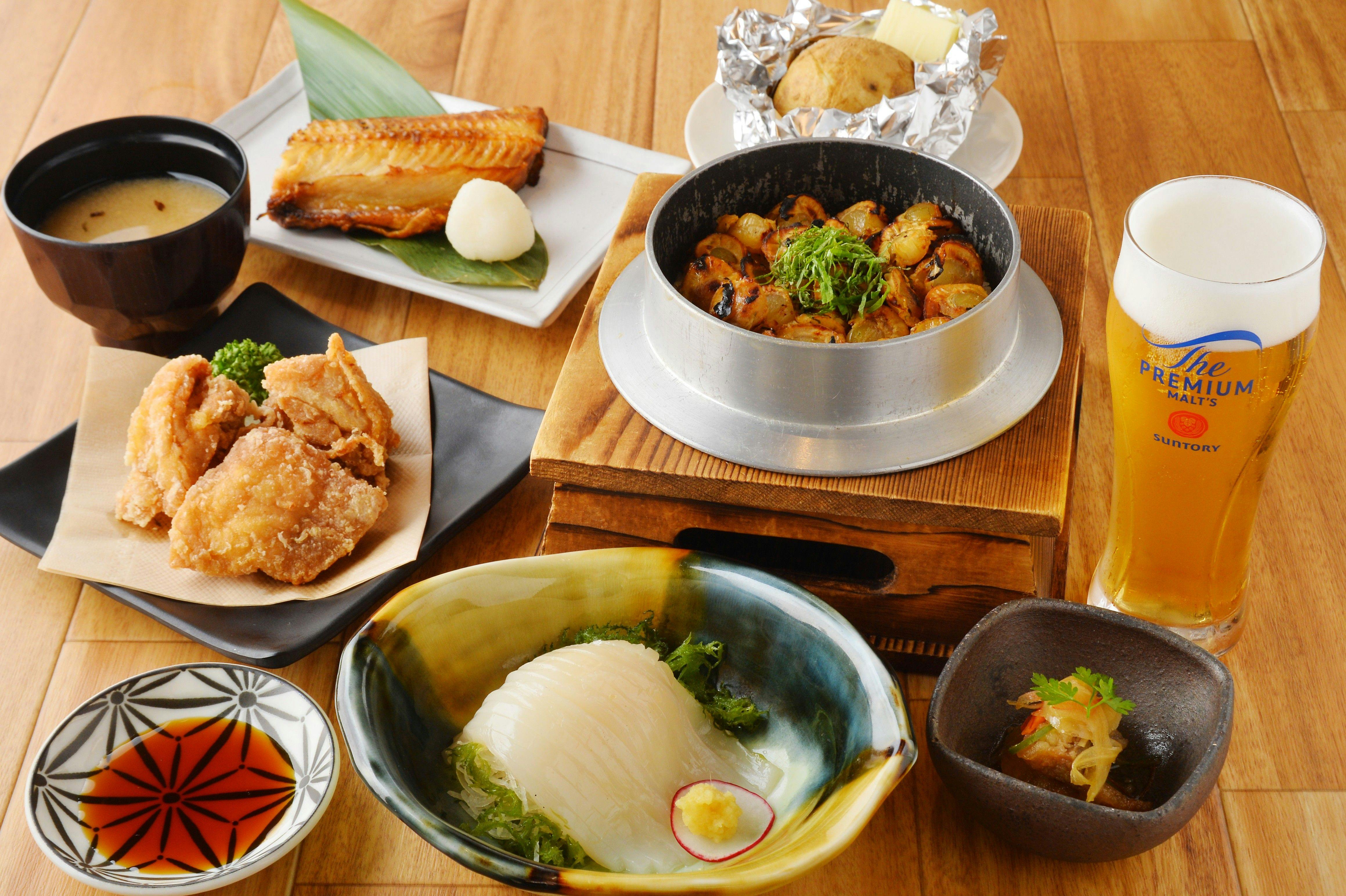夕食は提携店「海鮮料理と釜めしあらき」で海鮮料理を堪能！＜夕朝食付＞