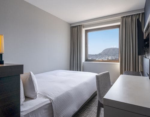 【全室】シモンズ社製マットレス