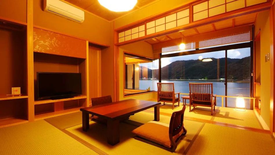 Kinosaki Maruyamagawa Onsen Ginka