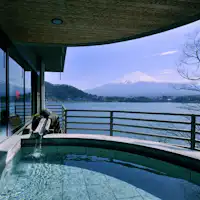 河口湖からの爽やかな風を感じながら富士山