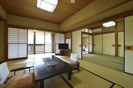 本館の次の間付きお部屋