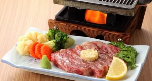 <「秋田牛」鉄板焼き付き>秋田のブランド牛「秋田牛」をアツアツ鉄板焼きで