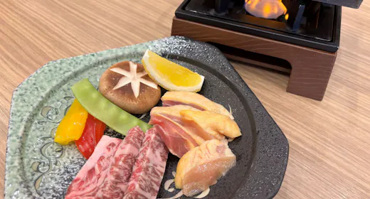 秋田の食をお得に堪能!秋田牛と比内地鶏の鉄板焼き付きプラン